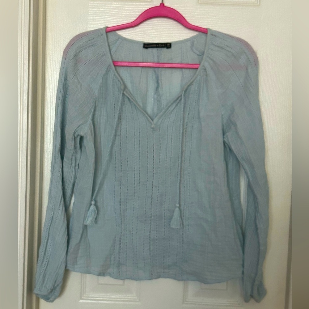 Abercrombie light blue flowy boho top